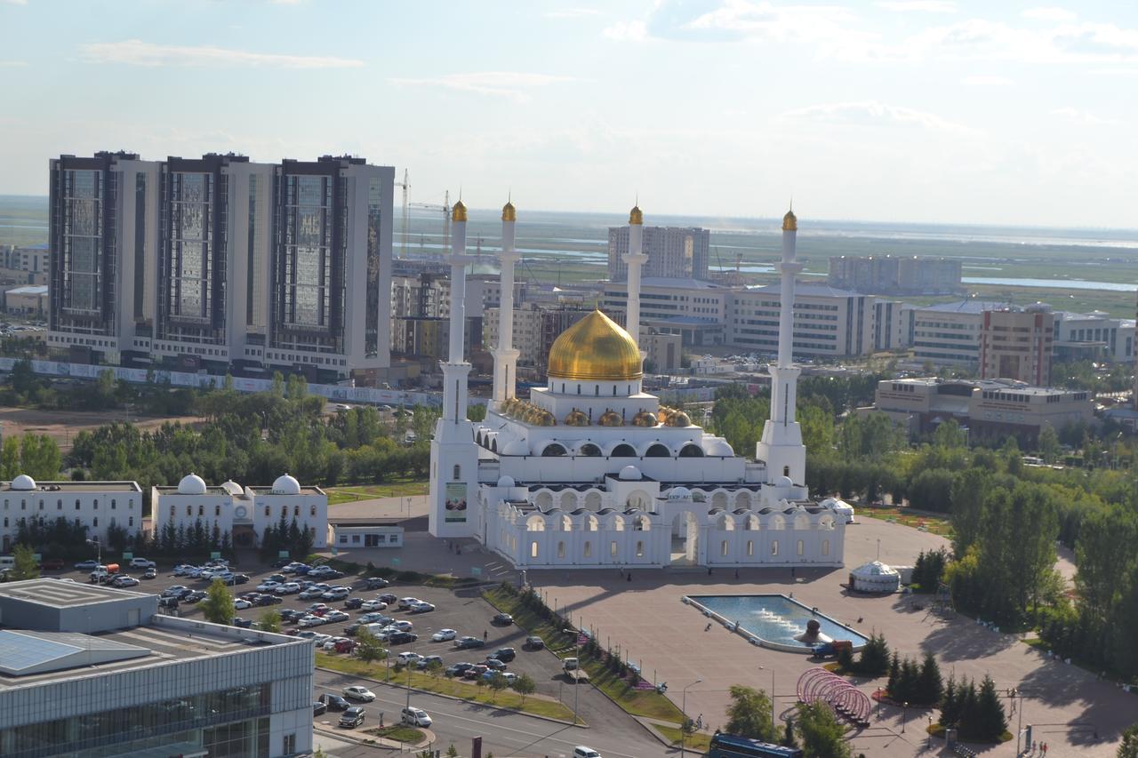 Hotel Bm Астана Екстериор снимка